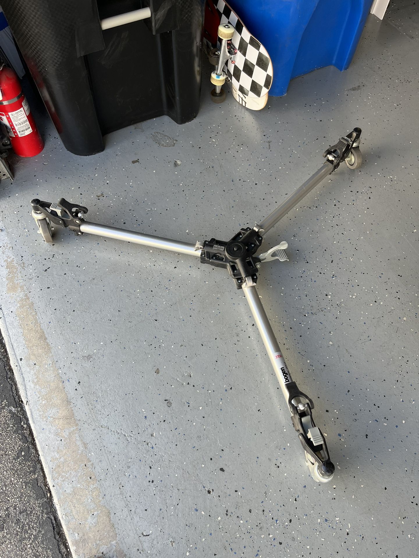 Bogen Professional Dolly Tripod 3156