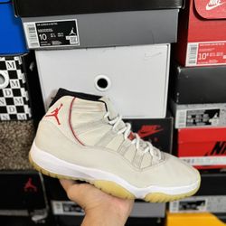 Jordan Pure Platinum 11s size 10 USED But Clean
