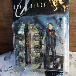 X-Files Series 1 The X-Files: Fight The Future Movie Agent Fox Mulder Action Fig