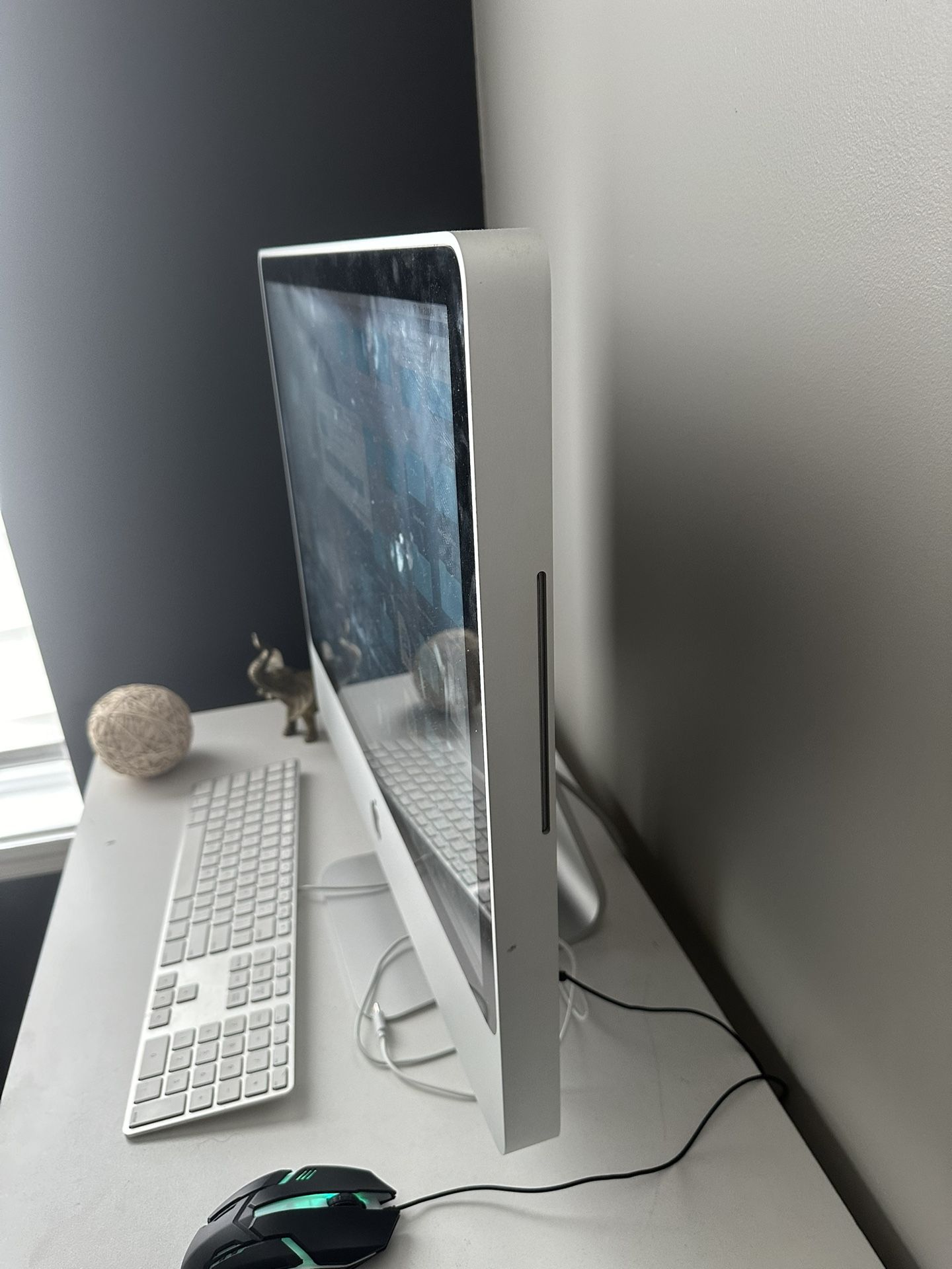 2009 iMac Pick Up Today $60
