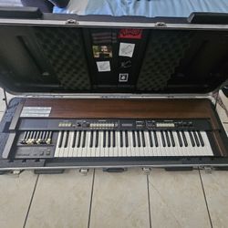 Keyboard Roland Vk7