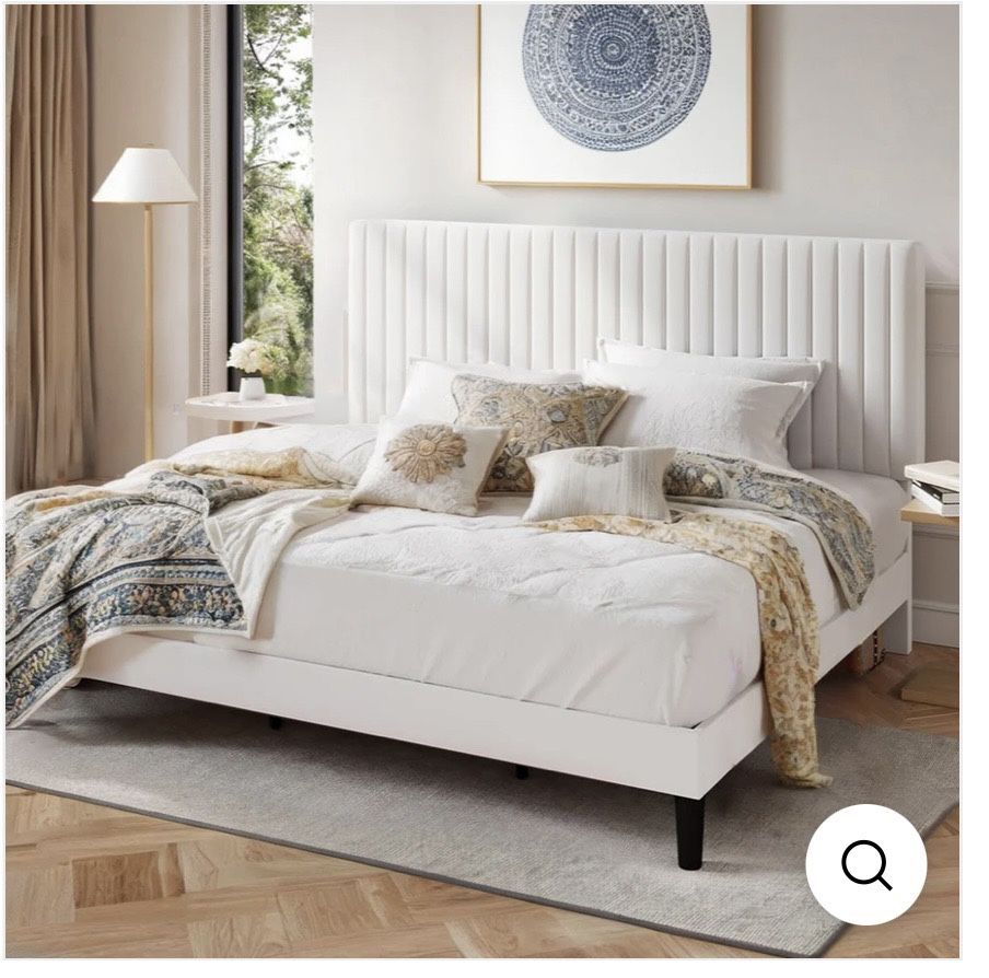 Queen size Velvet Upholstered Platform Bed Frame with Vertical Line Tufted Wingback Headboard, Strong Wooden Slats, and No Box Spring Needed
