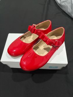 Brand New Elephantito Girls’ Red Patent Bow Shoes – Size 11