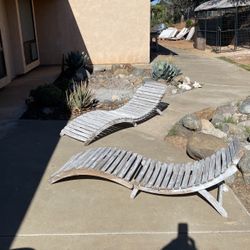 COOL VINTAGE LOUNGE FOLDING CHAIRS