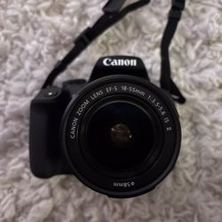 MINT Canon EOS Rebel T7 DSLR camera (body and lens)