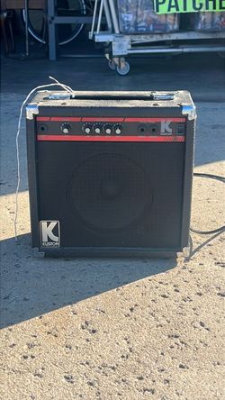 Kustom Bass Amp Combo Amplifier