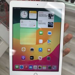 Ipad 6 Unlocked Pink * STORE WARRANTY+ FREE CASE*