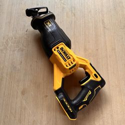 📌DEWALT 20V MAX Cordless Brushless Reciprocating Saw (Tool Only)👉PRECIO FIRME👉$120