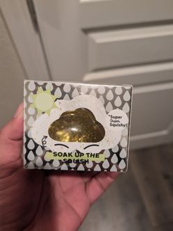 Glitter cloud squishy