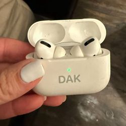 Apple AirPods Pro - 1st generation