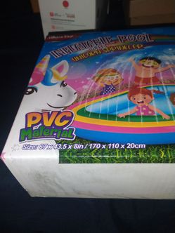 Inflatable Peel with unicorn sprinkler
