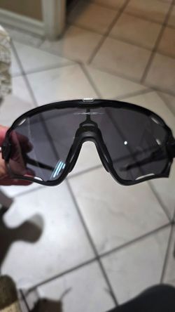 Oakley Jawbreaker Sunglasses