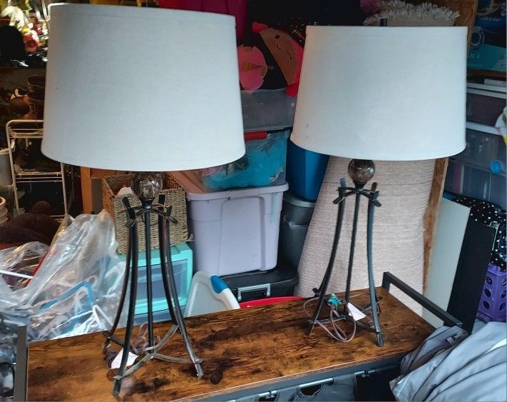 2 Table Lamps