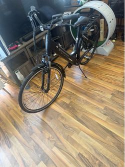 Hyper Bicycles E-Ride 700C Electric Bike
