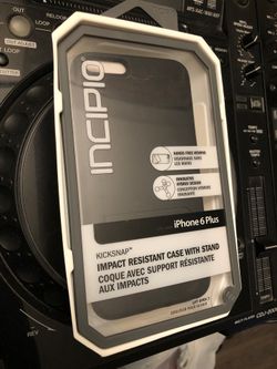 Incipio Case W/ Stand (iPhone 6 Plus)