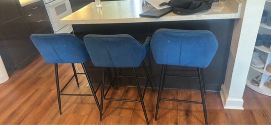 Blue sofa set