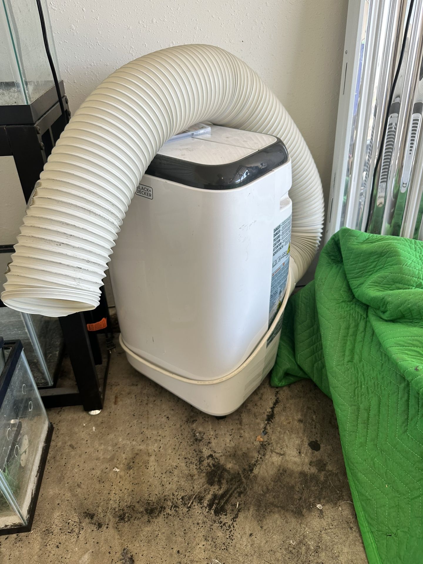 Black And Decker AC Unit