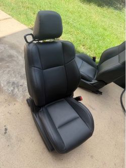 2019 dodge challenger driver and passenger electric seats