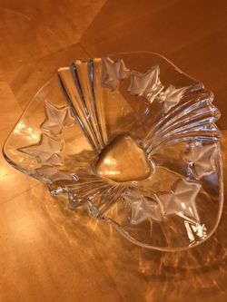 Candy dish