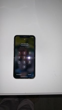 iPhone XR - locked