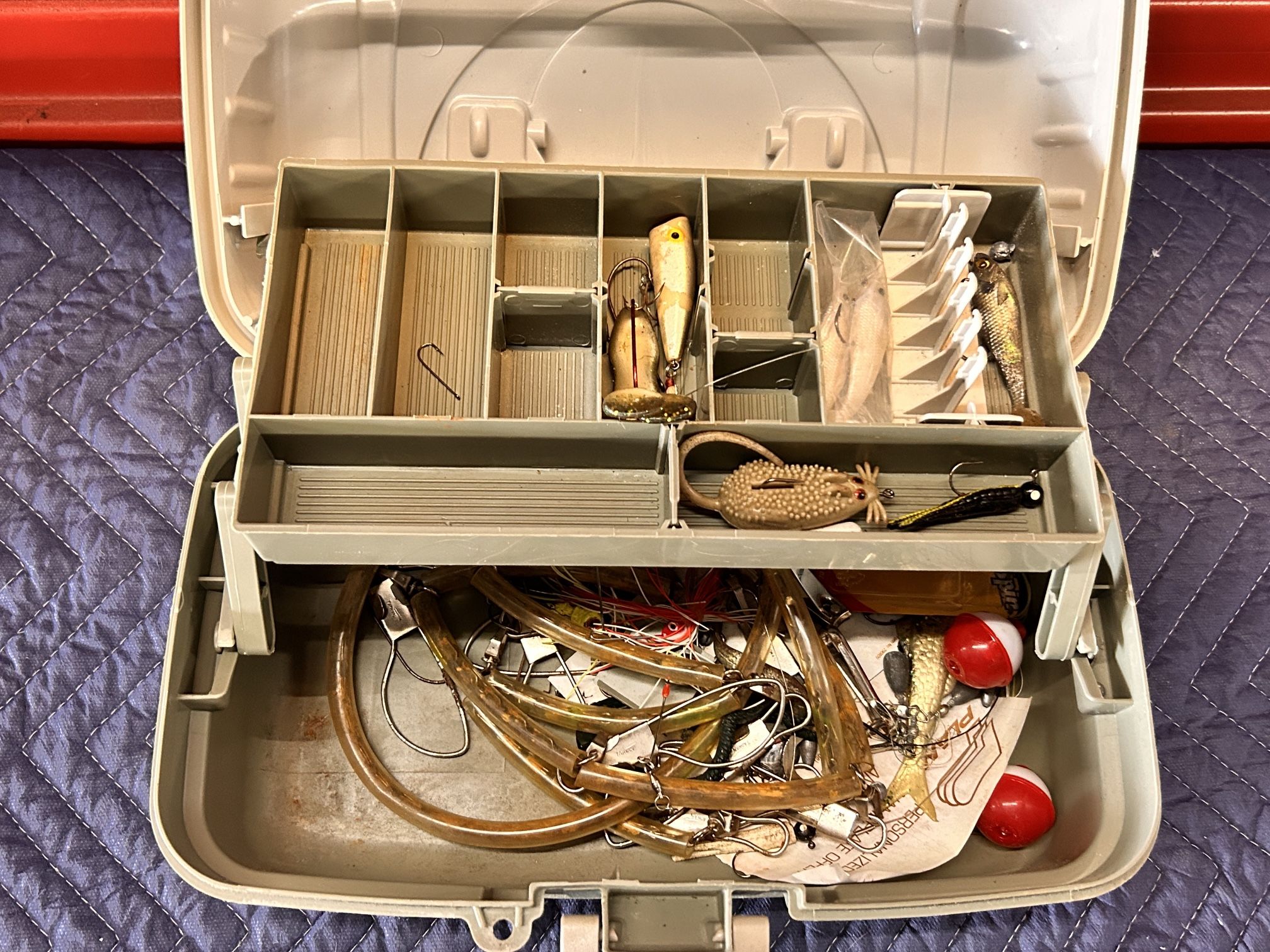 $5 for (1) Fishing Tackle Box w/Accessories for Sale in Orlando
