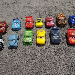 Pixar Cars Mini Racers Lot