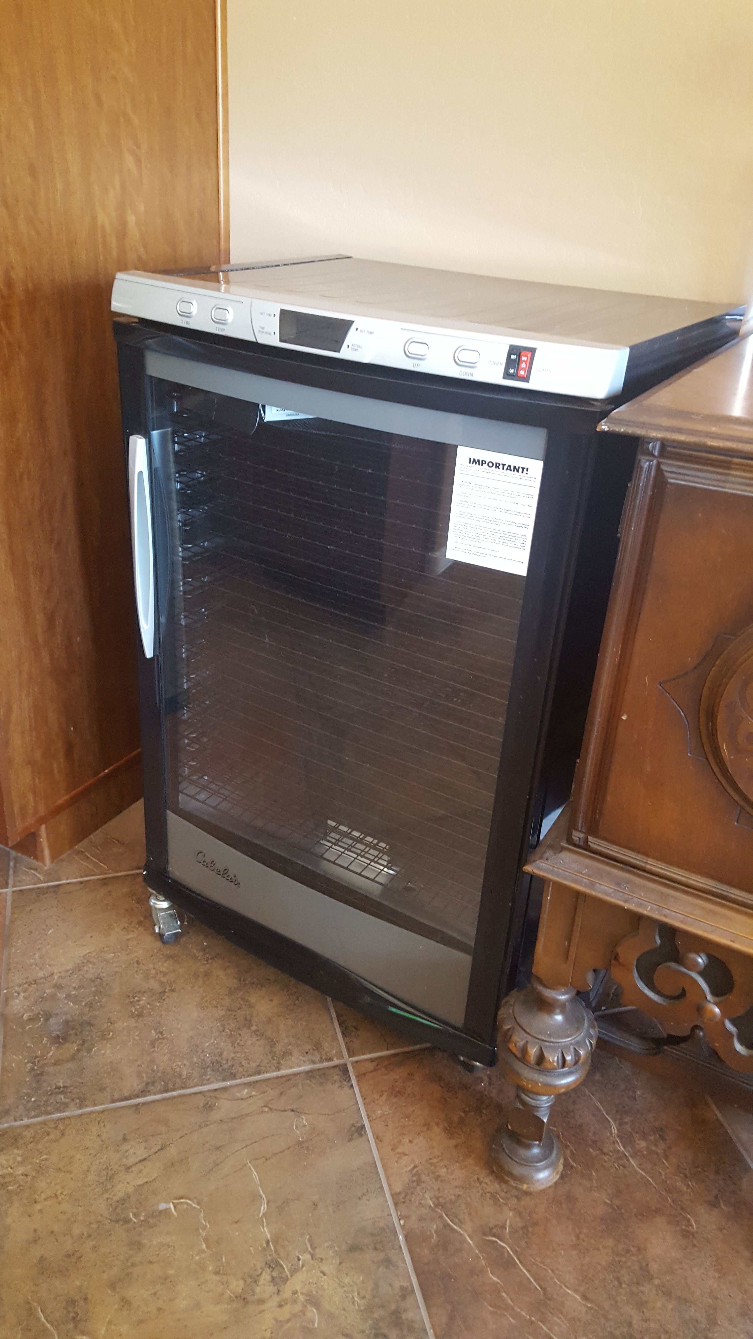 Dehydrator (Cabelas Commercial Grade 180 liters)