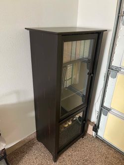 Cabinet with glass
