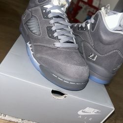 Wolf Grey 5’s Big Kids 