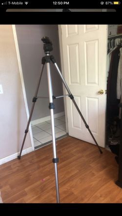 Camera tripod brand new
