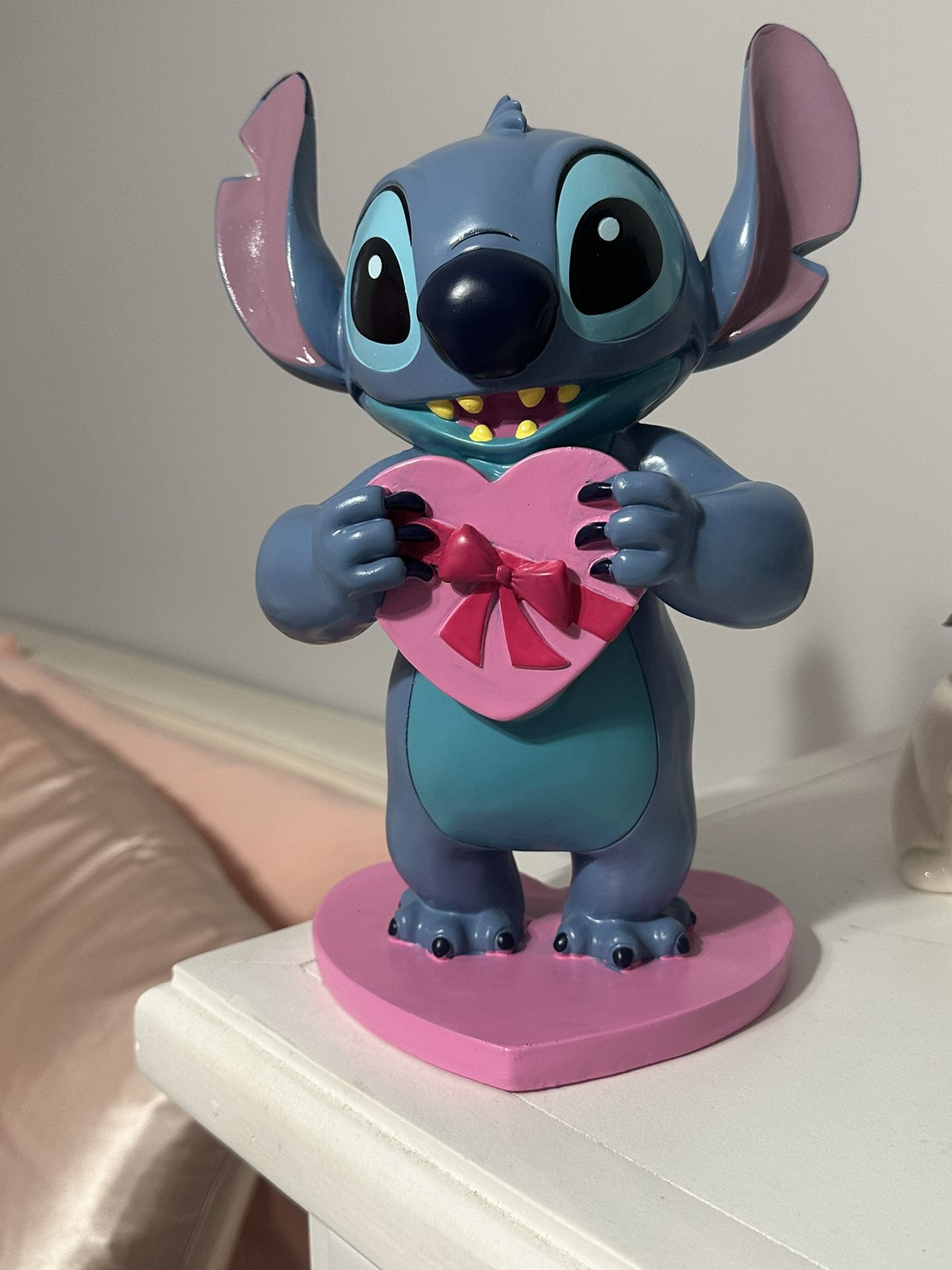 Disney Stitch Valentines Day Decor 
