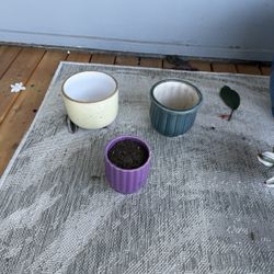 3 Small Ceramic Pots 
