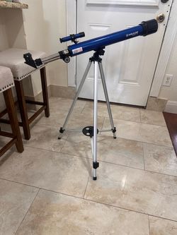 Meade Infinity Refractor Telescope with Tripod