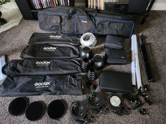 Photography Studio Equipment from Flashpoint,  Godox, Neewer