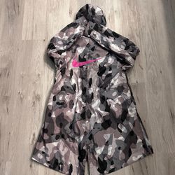Nike Camouflage Rain Jacket Size M
