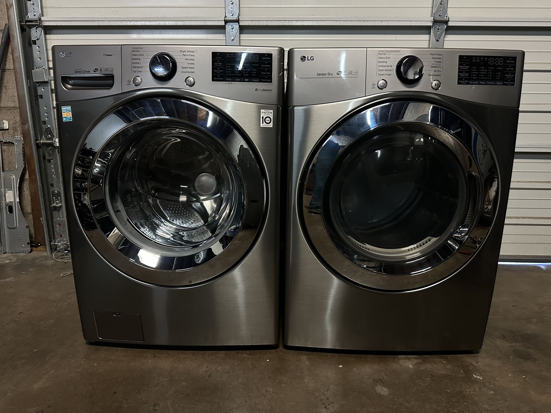 BEAUTIFUL 2022 LG WASHER AND ELECTRIC DRYER SET SUPER CLEAN GREAT CONDITIONS