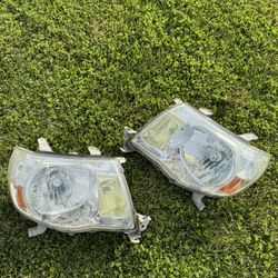 Tacoma Headlights 