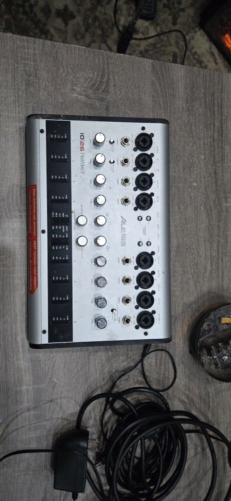 Alesis i O26 Interface