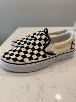 Vans Classic Checkerboard Slip-On Shoes – Women’s Size 6.5 – Brand New