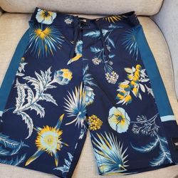 Boys Vans Swim Trunks Size 14