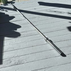 45lb Men’s Olympic Barbell – Excellent Condition