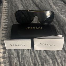 Desginer 100% Authentic  Versace VE2140 Gold Men’s Sunglasses 