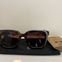 Campus Sunglasses Tortoise- Pink, Victoria Secret