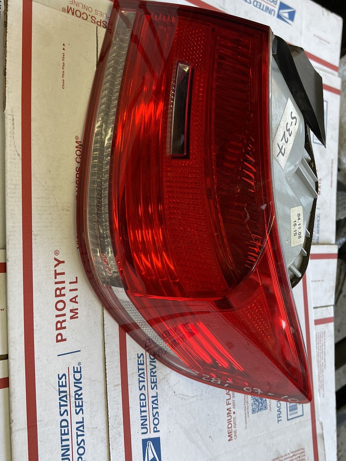 2007-2010 BMW 3 Series Coupe Tail Light Passenger Side W-4885