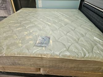King size set buenas condiciones $100
