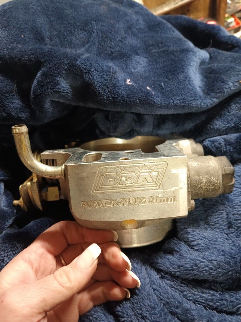 BBK Throttle Body 80mm LS