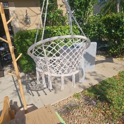 Hanging Sit