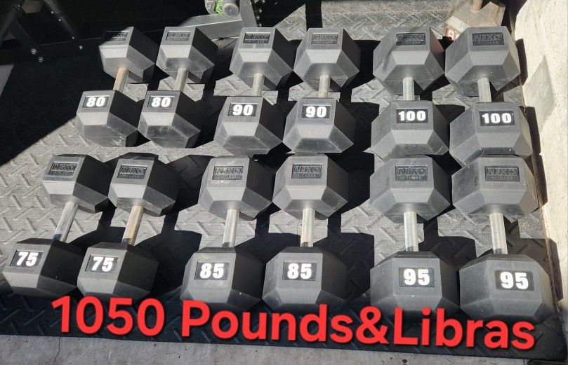 $0.80 Cents Per Pounds&Libras
1050 Pounds&Libras TOTAL
75s To 100s Set. Hex Dumbbells
Not sold separately
Rack Doesn't Included