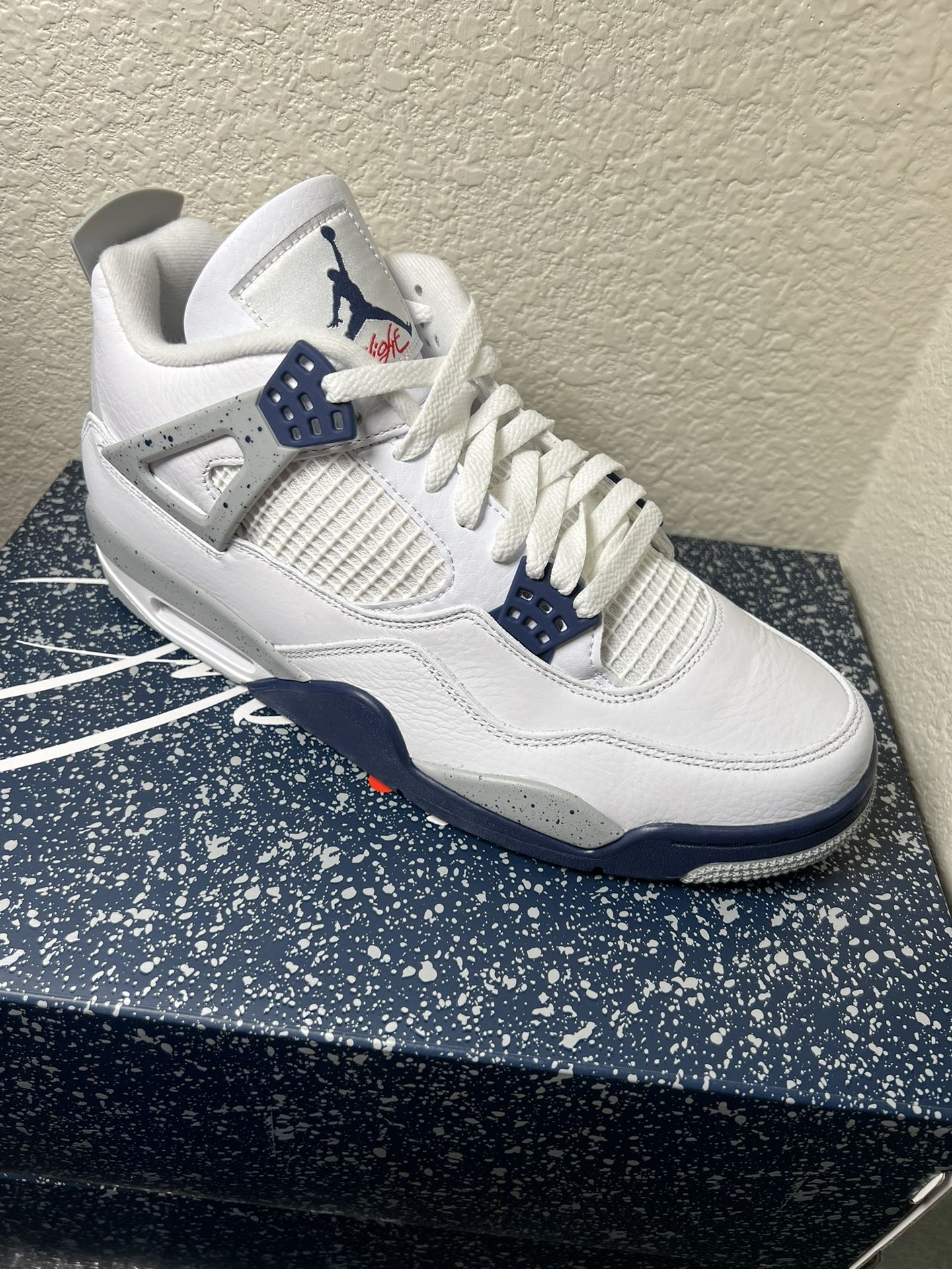 Air Jordan 4 Retro Midnight Navy Men Size 12 $340