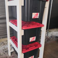 Storage totes